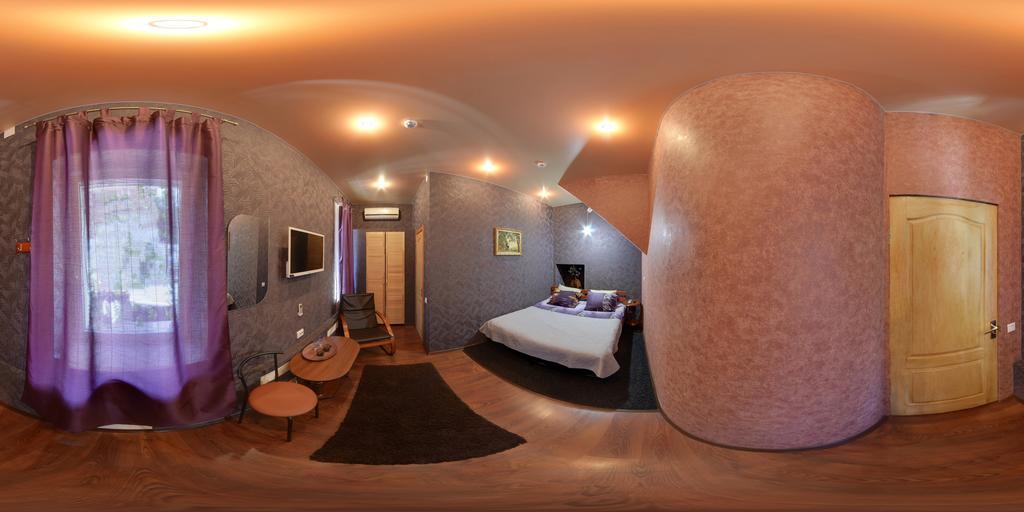 Yellow Unlimited Hotel 4 Charków Zewnętrze zdjęcie